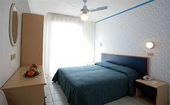 Athena Hotel 3*